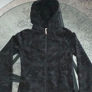 Lululemon scuba hoodie 6 camo